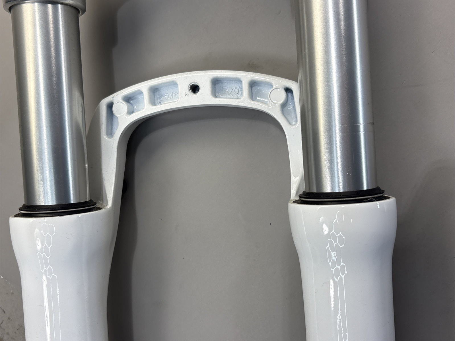 SHELVEN Lockout QR 27.5" Suspension FAT Bike Fork - WHITE