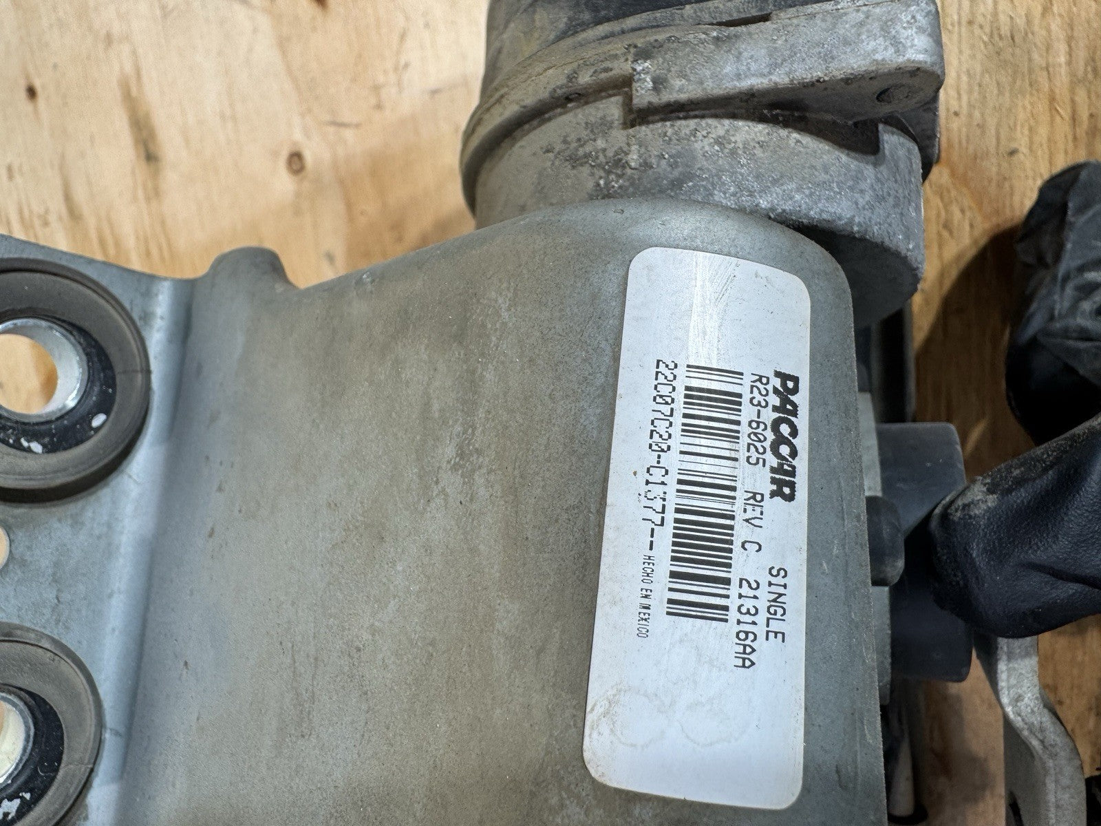 2021 Kenworth T680 Left/Driver Windshield Wiper Motor - Used