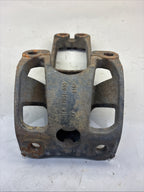 FREIGHTLINER CASCADIA FRONT RIGHT CAB SUPPORT MOUNT BRACKET R18-67961-000