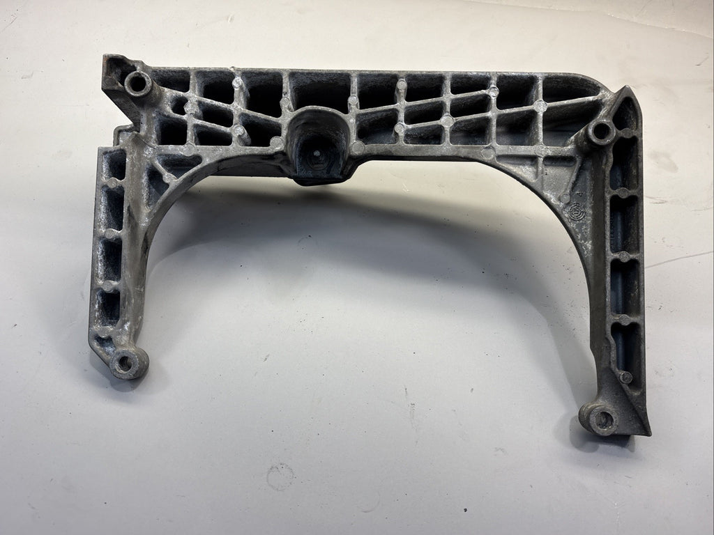 18-23 FREIGHTLINER CASCADIA DETROIT DIESEL SUPPORT BRACKET 44-162-355-0550 OEM