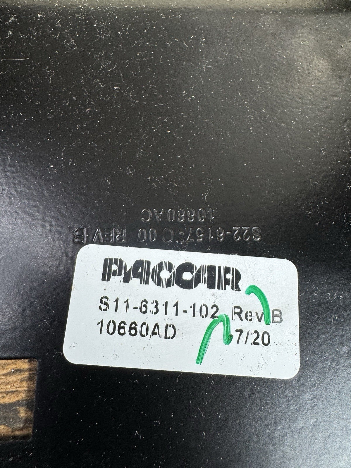 PACCAR 21  Kenworth T680 ECU Hotel Bracket  P/N: S11-6311-102