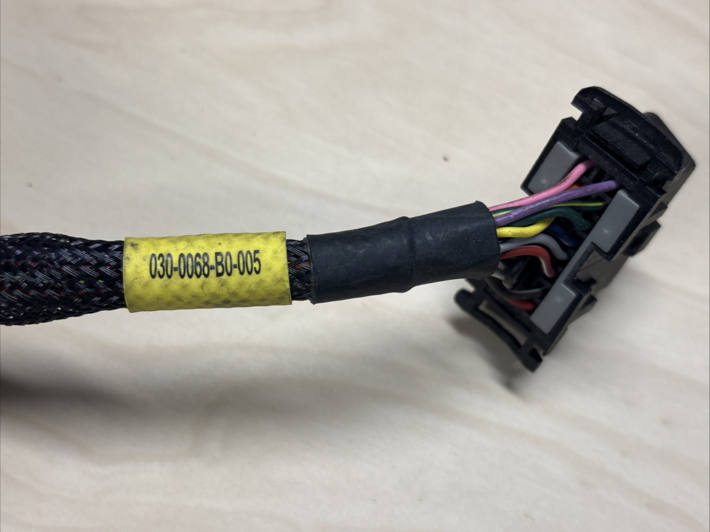 Samsara VG54-NA 010-0054  Vehicle Gateway GPS Tracking System Unit CBL-VG-CJ1939