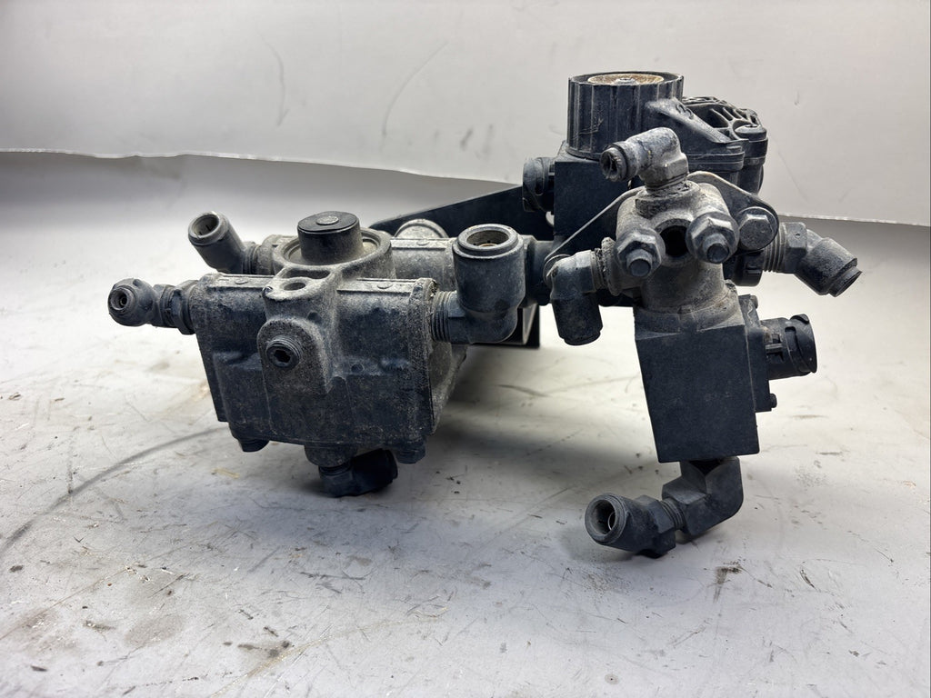 BENDIX AIR BRAKE & ABS MODULATOR VALVE T-5006929