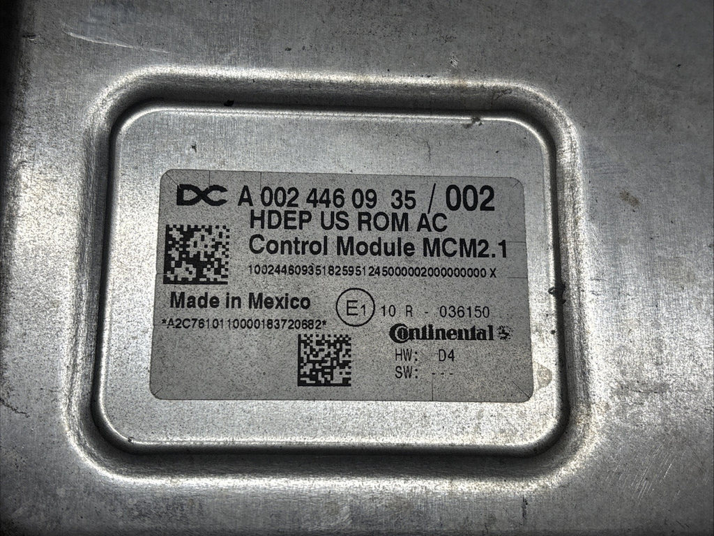 A0024460935 DETROIT DD15 ENGINE CONTROL MODULE (ECM) MCM2.1