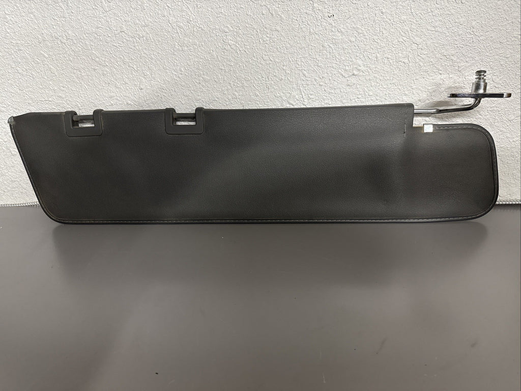 Interior Sun Visor RH A22-75601-000 off of a 2020 Freightliner