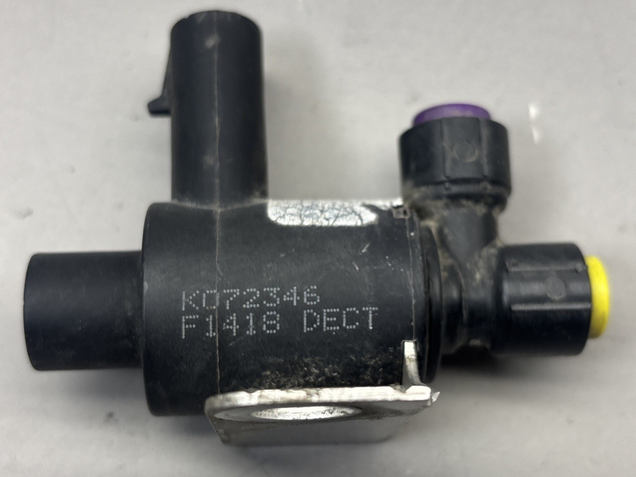 FREIGHTLINER CASCADIA ENGINE COOLING FAN CLUTCH SOLENOID VALVE OEM K072346