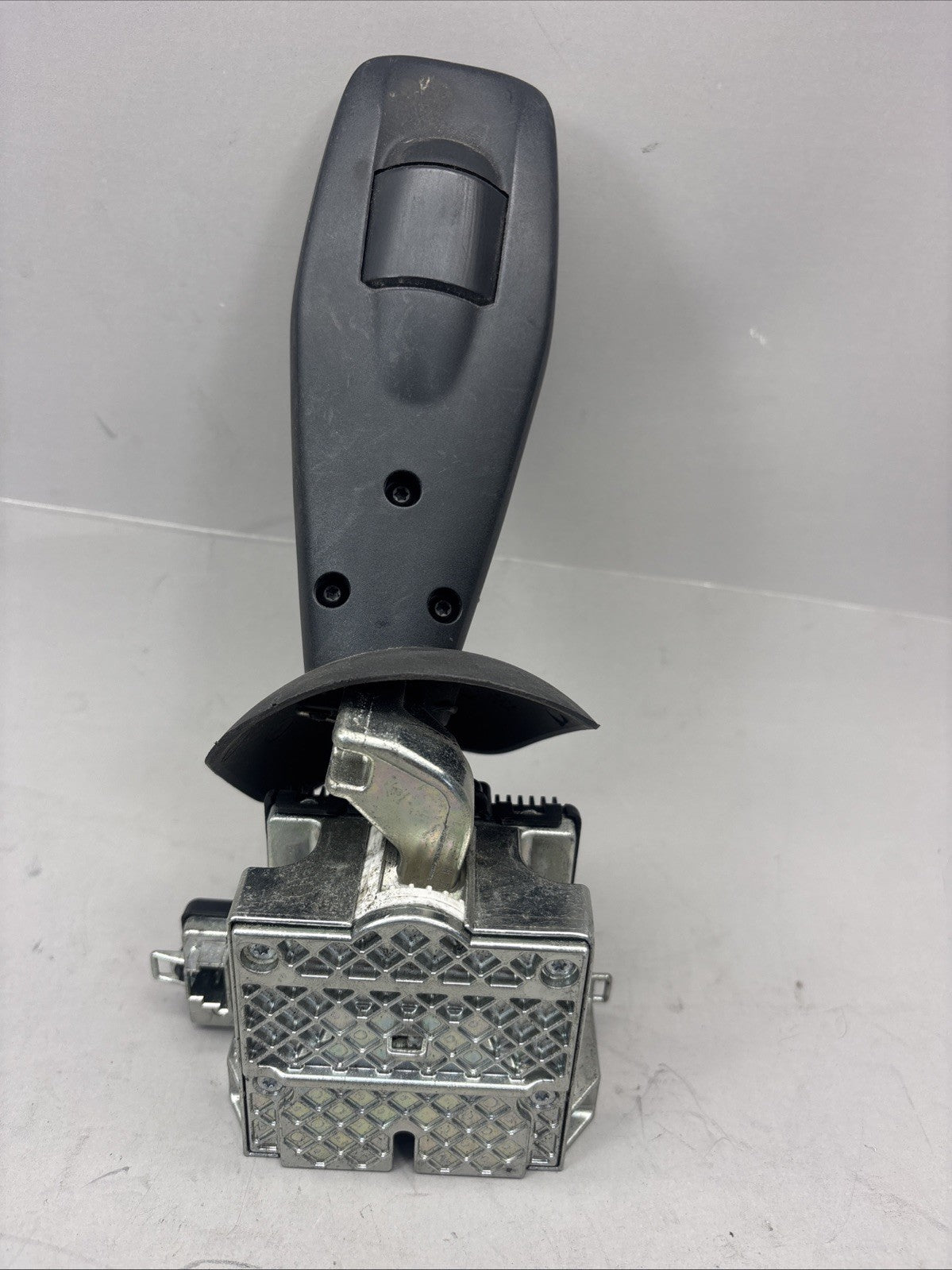 OEM Freightliner 06-91500-001 17020384-01 Engine Brake Switch Right Side