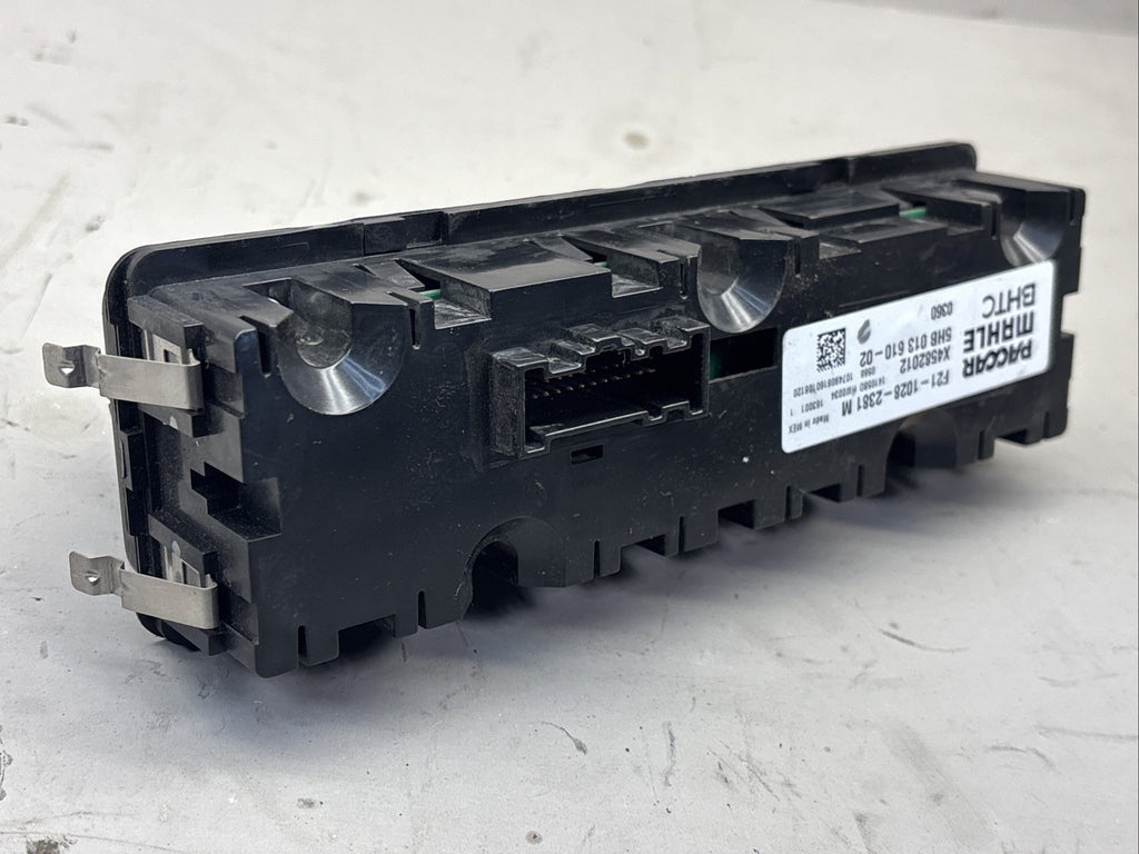 PACCAR F21-1028-2381 HVAC Control Assembly A/C TEMPERATURE CONTROLER