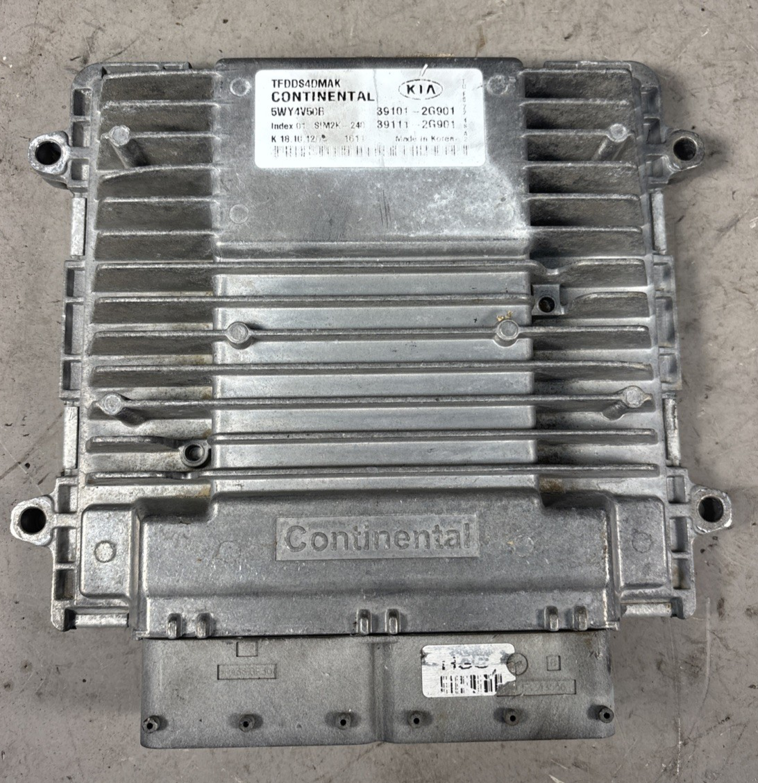 2013 Kia Optima ECM ECU Engine Computer 39101-2G901 / 39111-2G901