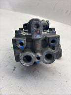 Bendix K071866 BRAKE RELAY AIR VALVE