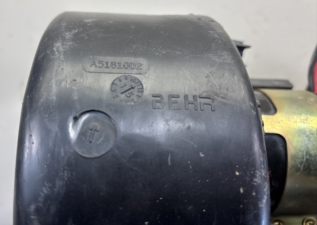 Genuine Volvo Behr A6144002 BLOWER MOTOR assembly A5181002 V230001 12V