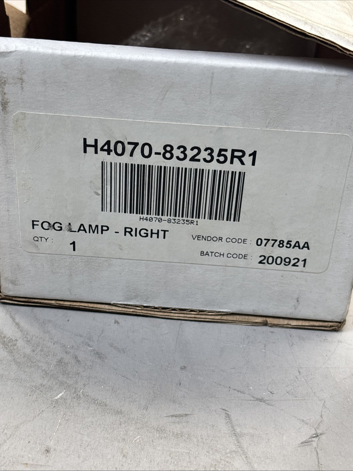 Paccar H4070-83235R1 Bolt-On Passenger Right Side Fog Lamp For Kenworth