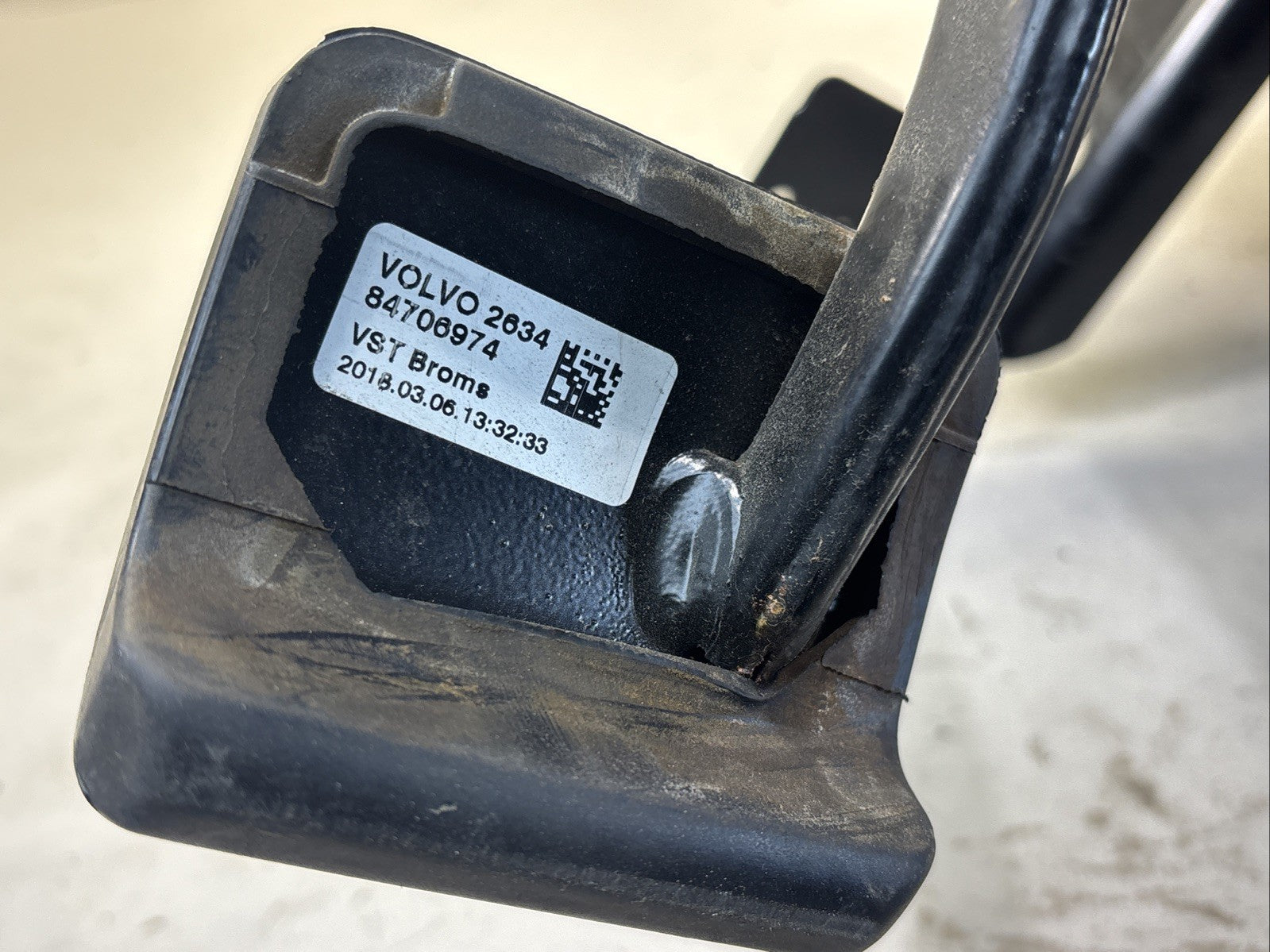2019 VOLVO VNL D13 BRAKE FOOT PEDAL 82754992 OEM