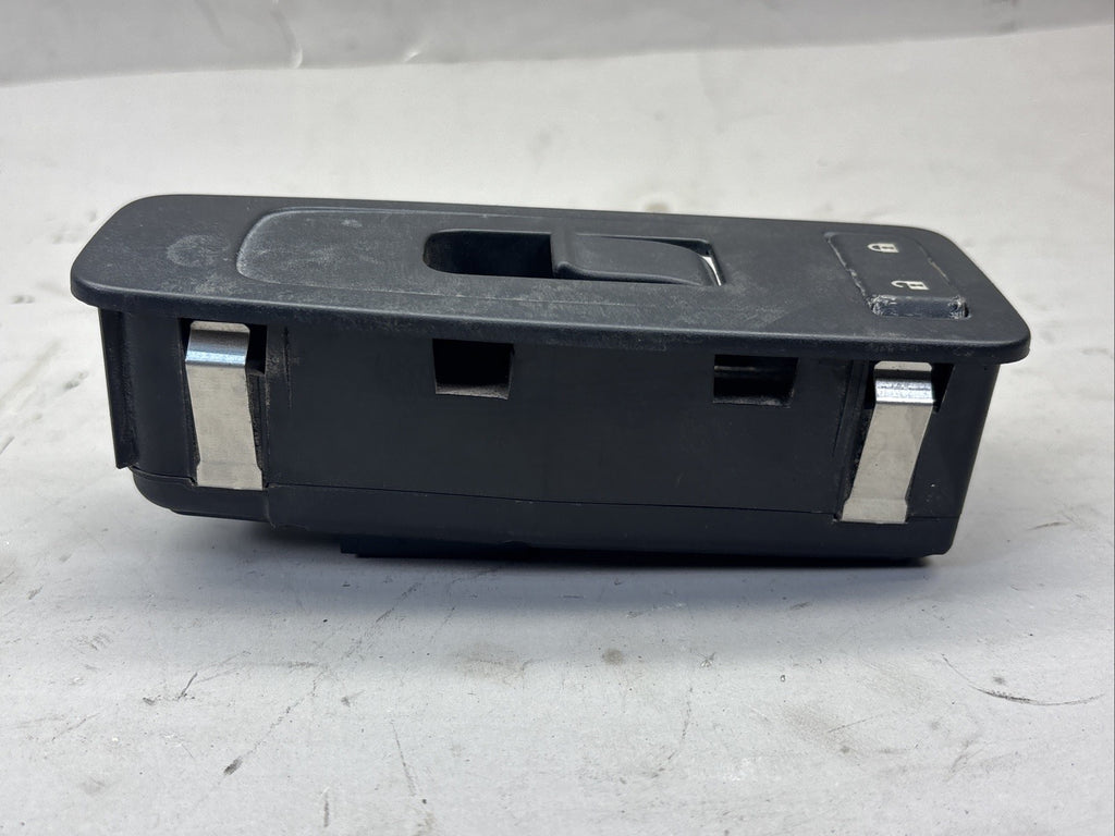 PACCAR Kenworth Window/Door Control Switch, Pass. Side PN: P21-1050-1102