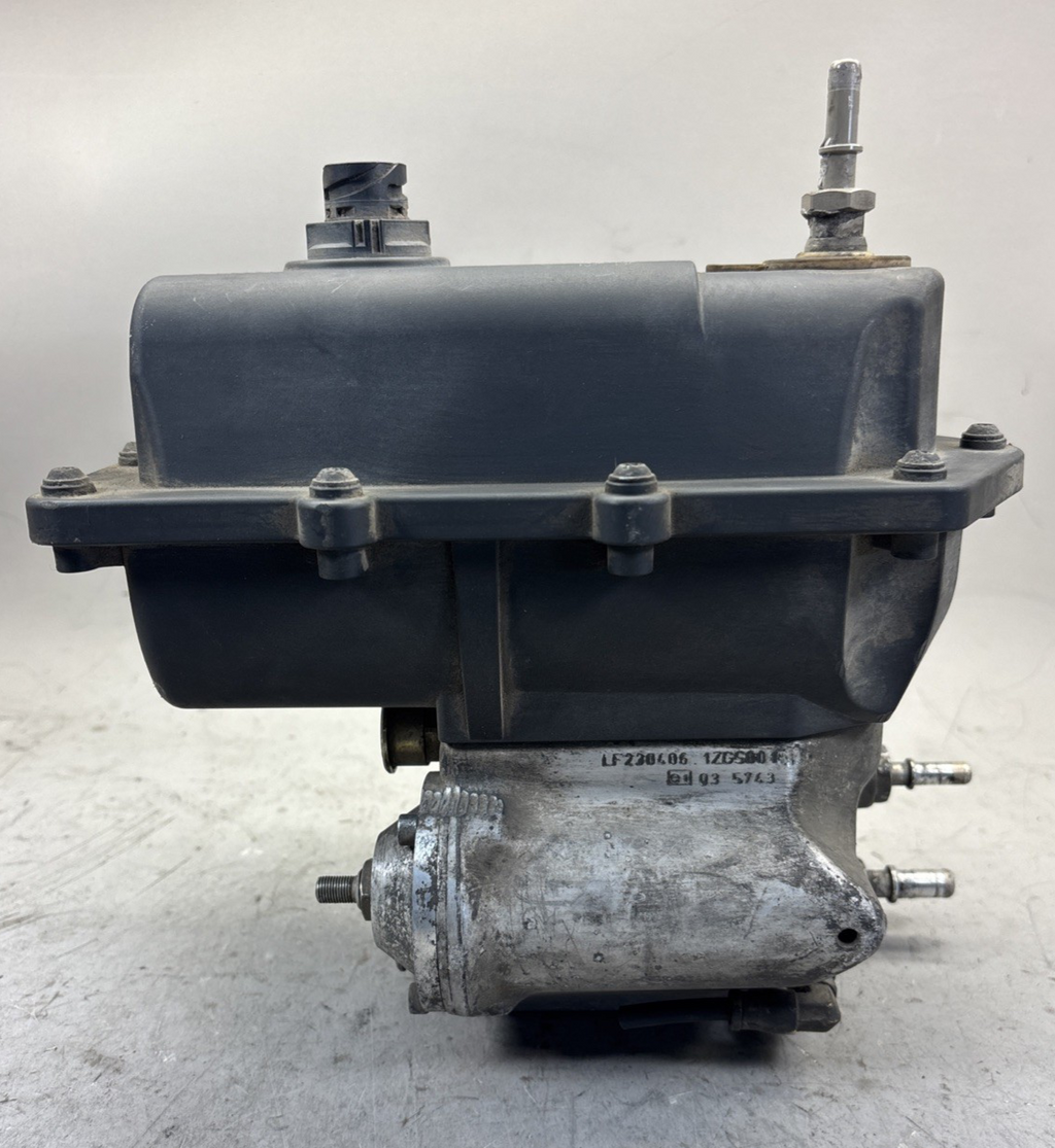 A0001403078 Freightliner DD15 DEF Exhaust Fluid Pump  A 000 140 3078