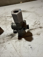 Meritor RSL110587 - AIR SUS PLT VLV