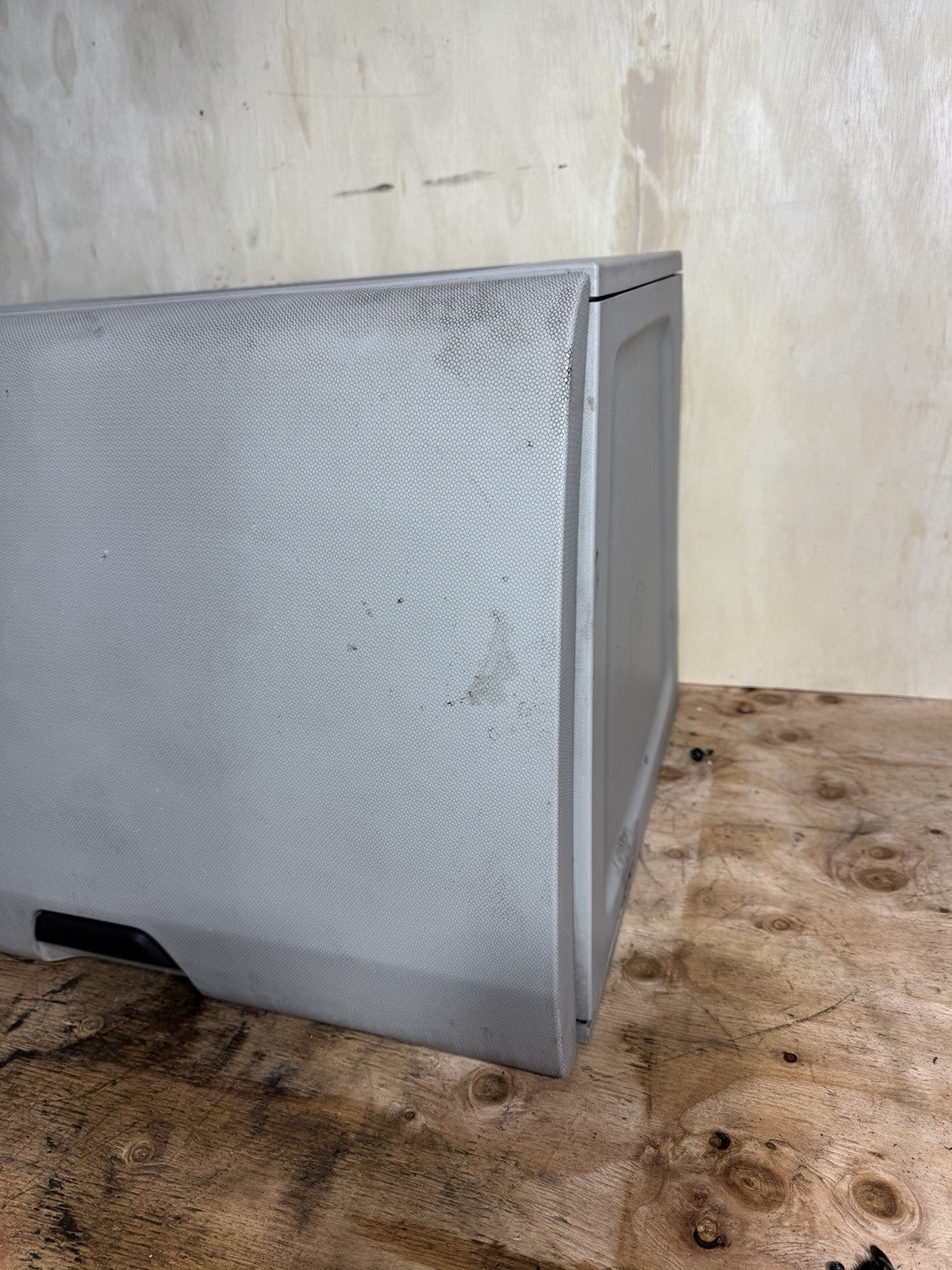 A18-71222-000 2023 Freightliner Cascadia Interior LH Cabinet