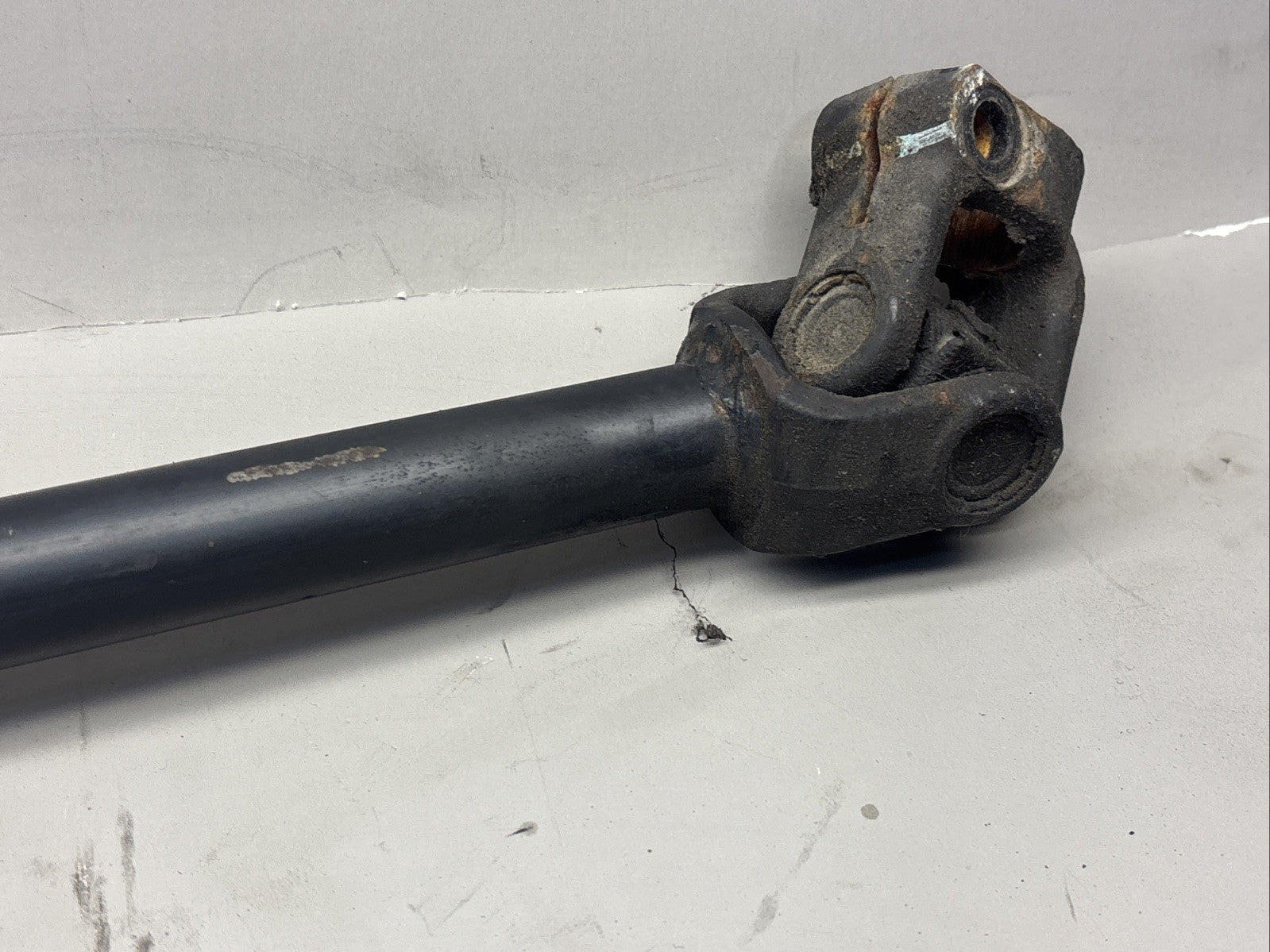 2018-2024 FREIGHTLINER CASCADIA STEERING COLUMN SHAFT 14-19607-000 OEM
