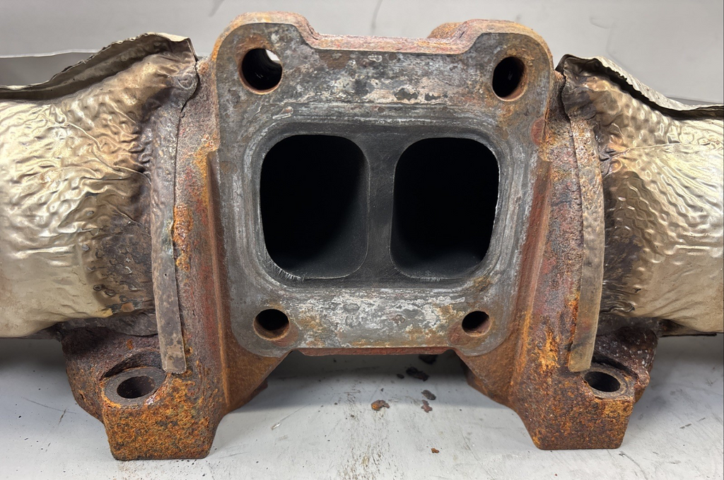 2019 Paccar MX13 Exhaust Manifold 2124732 (518-14667)