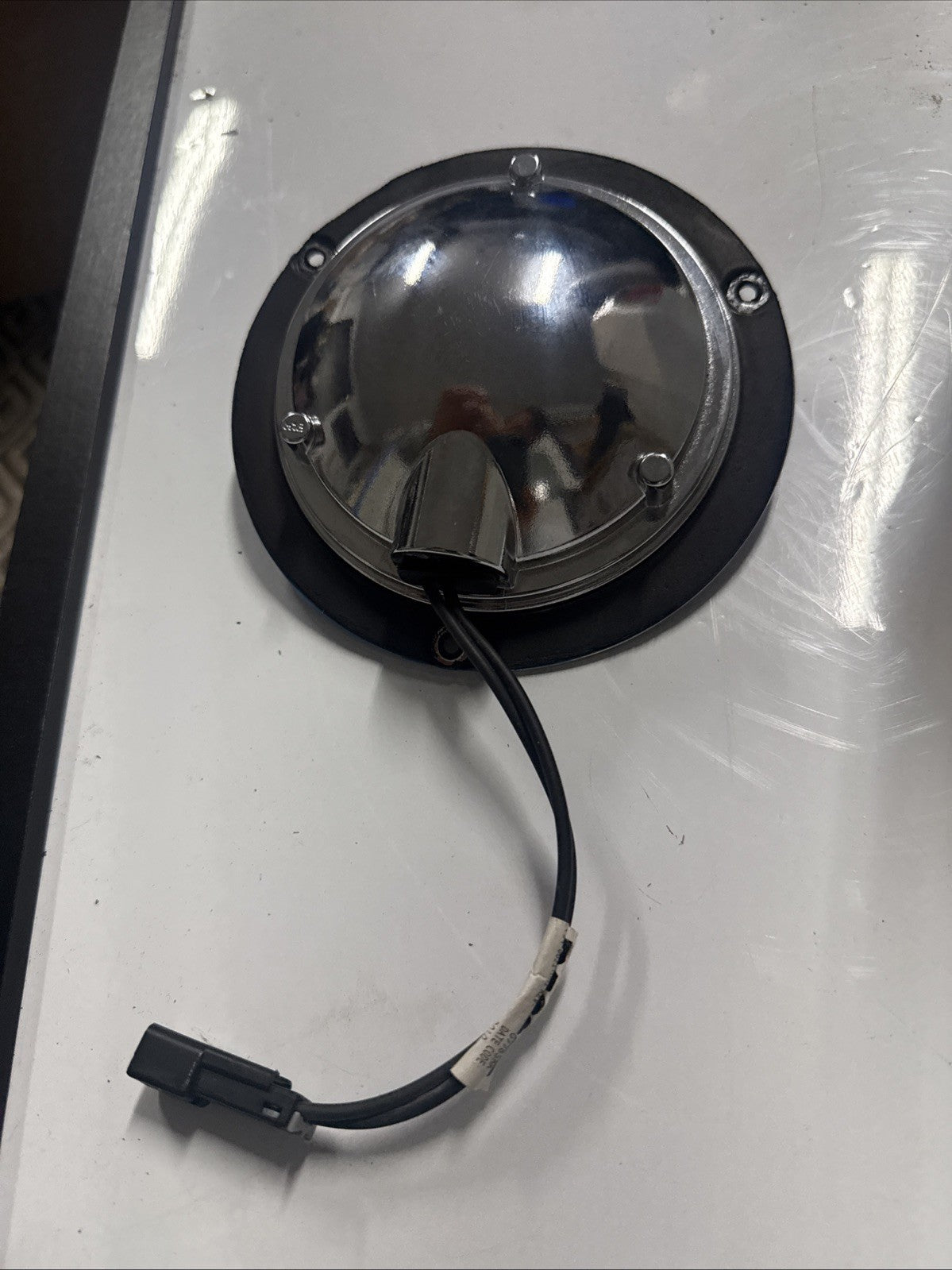 PACCAR KENWORTH PETERBILT P54-6021-001 LAMP-LOAD FLUSH MOUNT CLEAR
