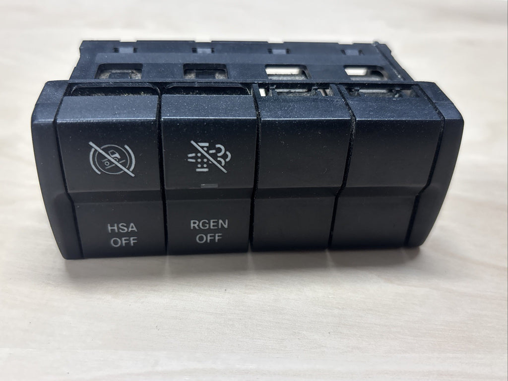 Freightliner Bunk Rocker Switch Panel A06-90732-000