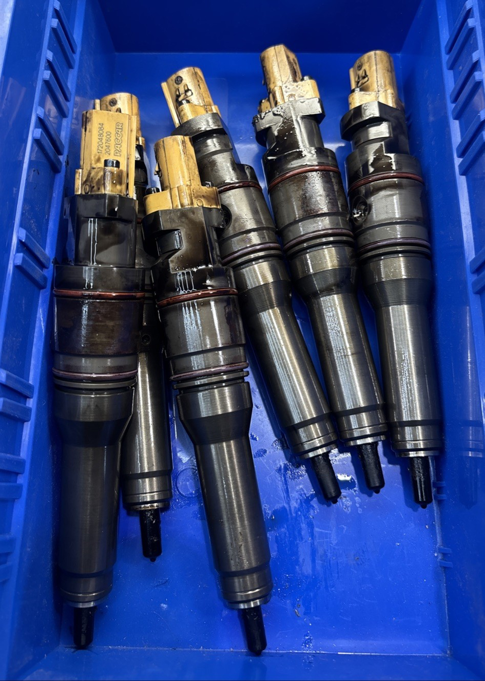 CORE - USED - 6 - Paccar MX13 MX10 Diesel Engine Fuel Injector 2047600PEX