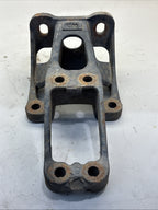 FREIGHTLINER CASCADIA FRONT RIGHT CAB SUPPORT MOUNT BRACKET R18-67961-000