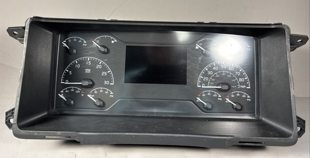 2018-2027 Volvo VNL Speedometer Instrument Cluster - Used | P/N 23053047 - P03