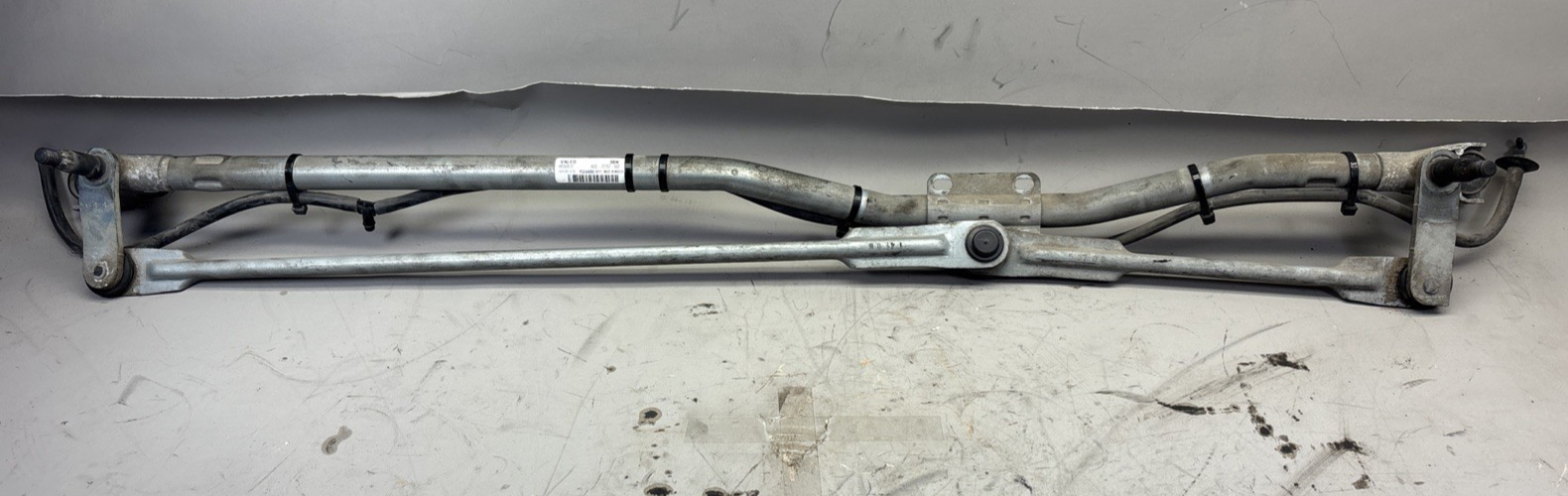 OEM FREIGHTLINER LINKAGE WINDSHIELD WIPER A22-72752-002 / NO MOTOR