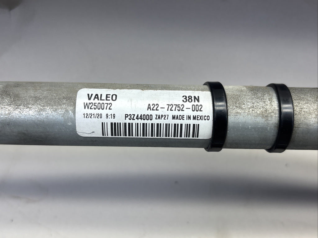 OEM FREIGHTLINER LINKAGE WINDSHIELD WIPER A22-72752-002 / NO MOTOR