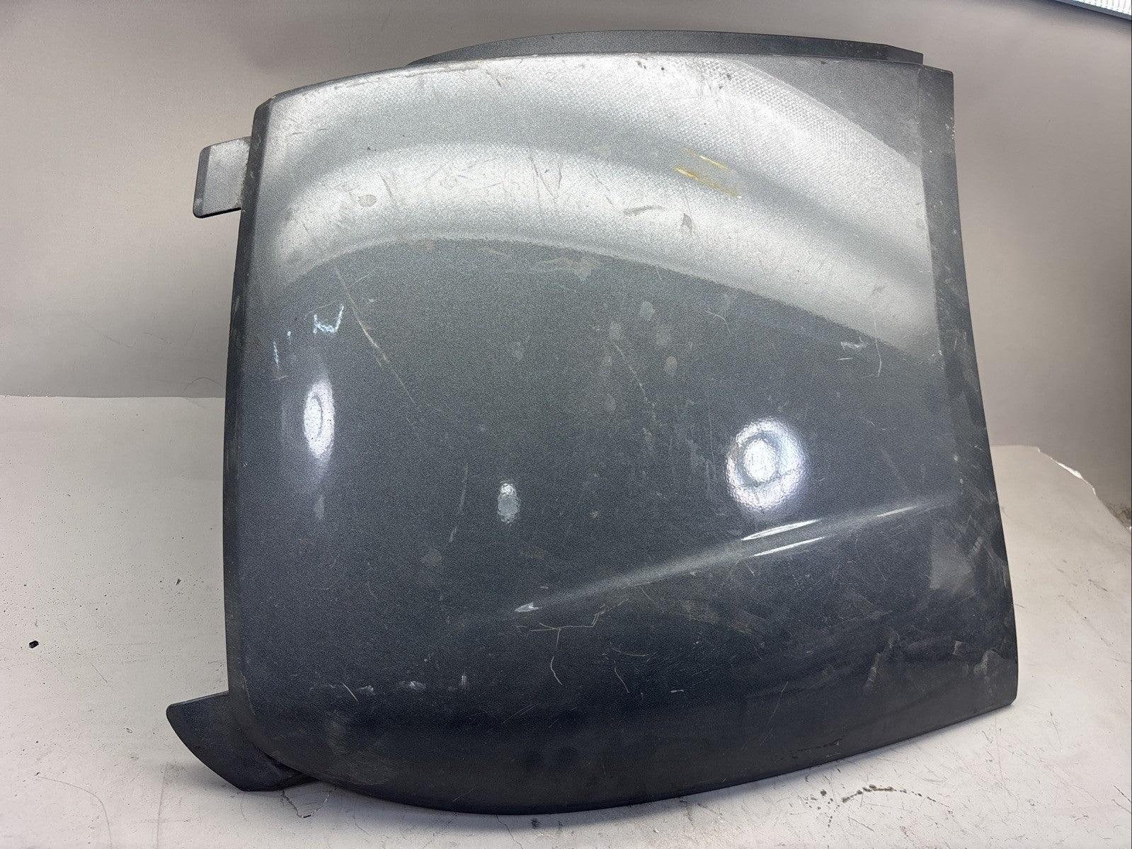 82750588 LH Corner Bumper Cover Fits Volvo VNL 2018-2024