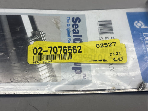 02-7076562 Seal Clamp for Volvo