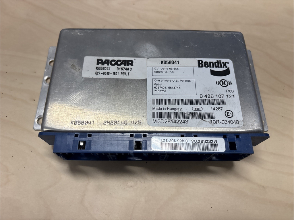 PACCAR BENDIX ABS BRAKE CONTROL MODULE Q27-6040-1501 K058041