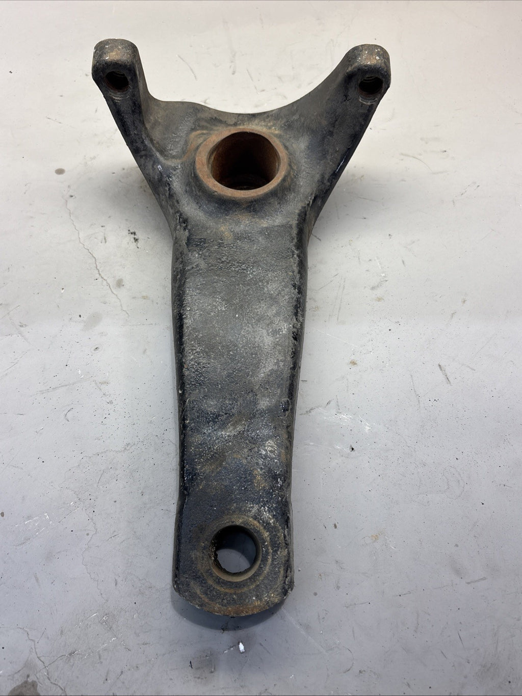 Hendrickson Left Hand Steering Arm 068600