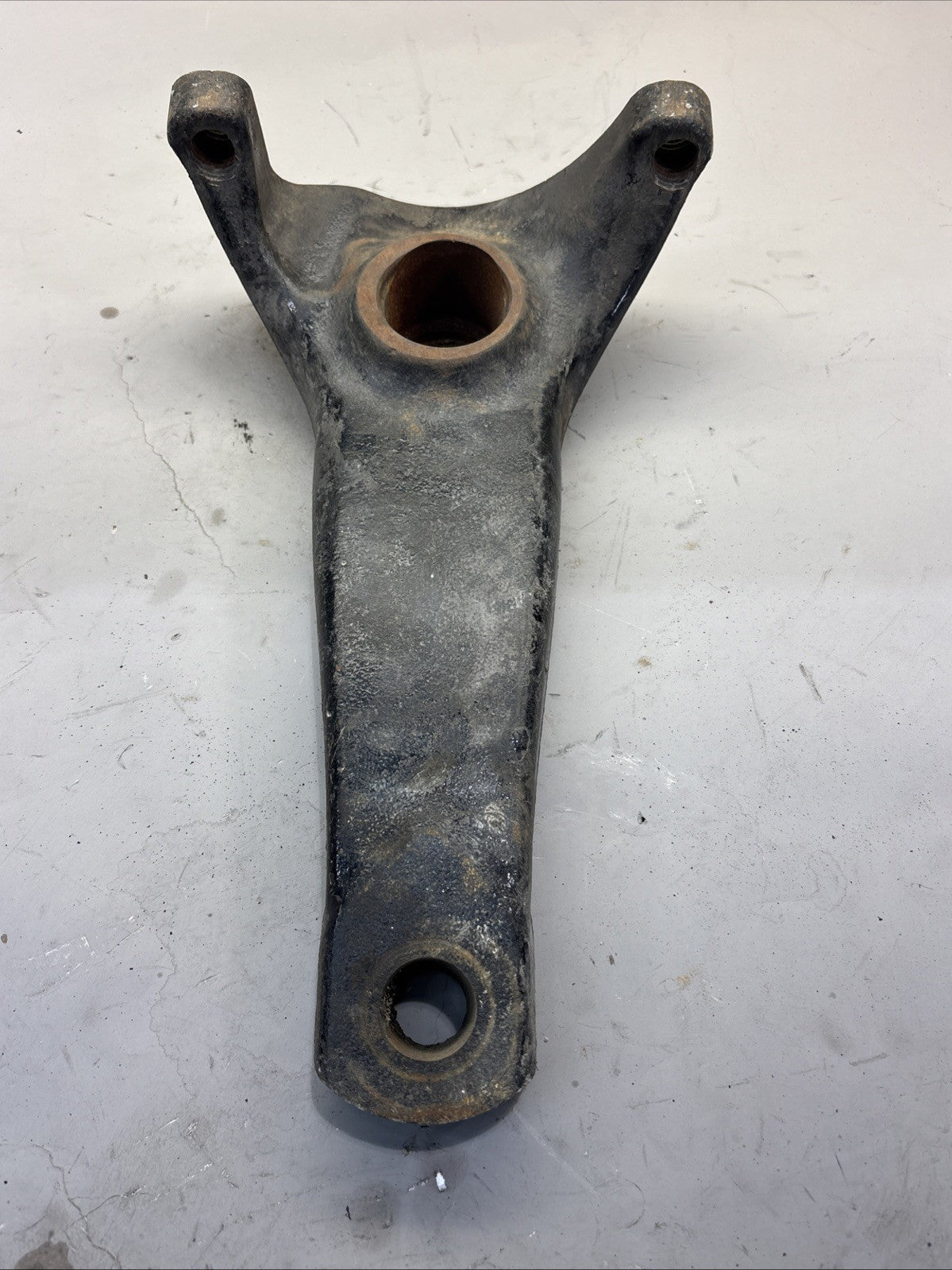 Hendrickson Left Hand Steering Arm 068600
