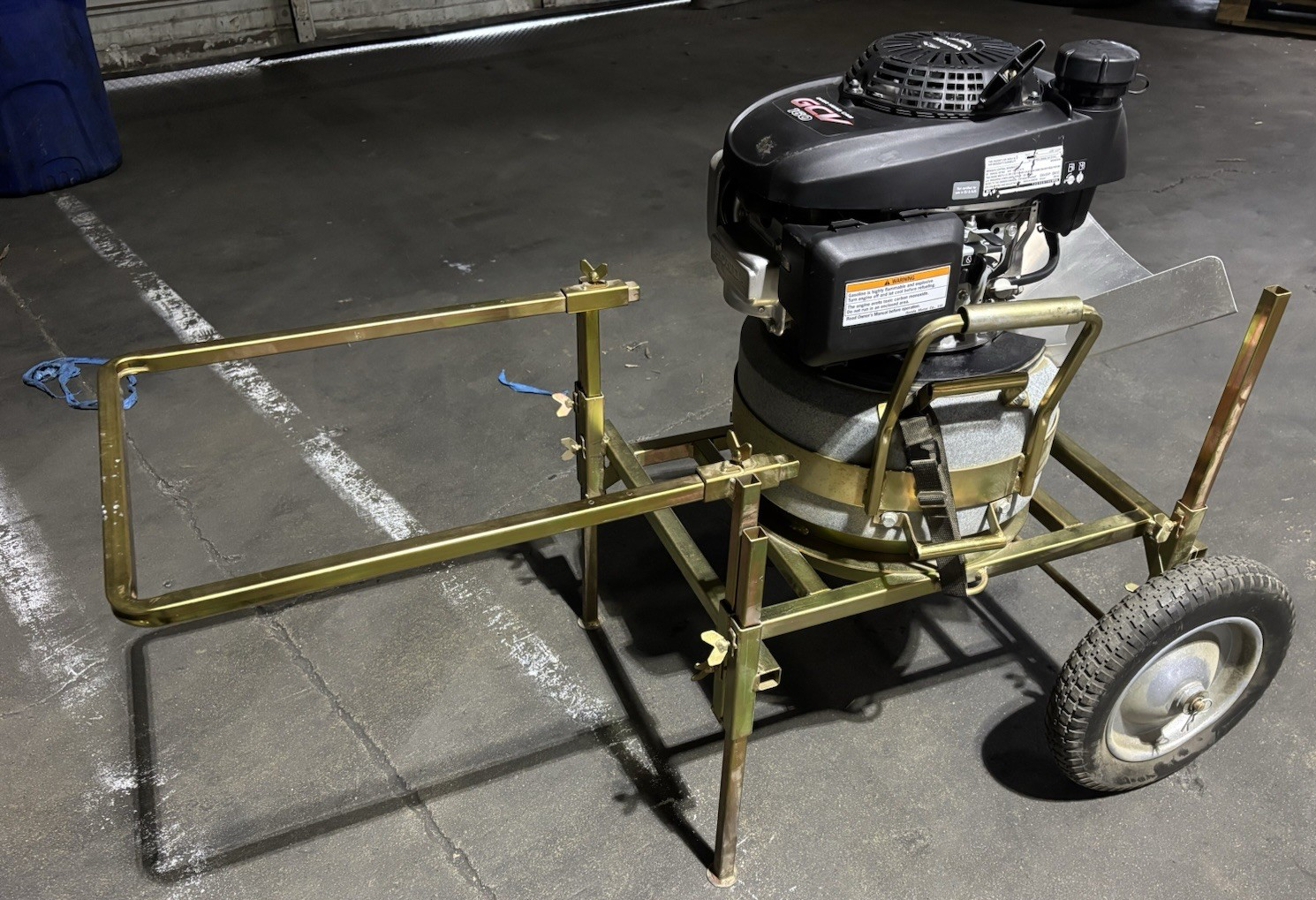 Rock Crusher with Honda Engine GCV 160cc 5HP AIR cooling System. Cart INCLUDED!