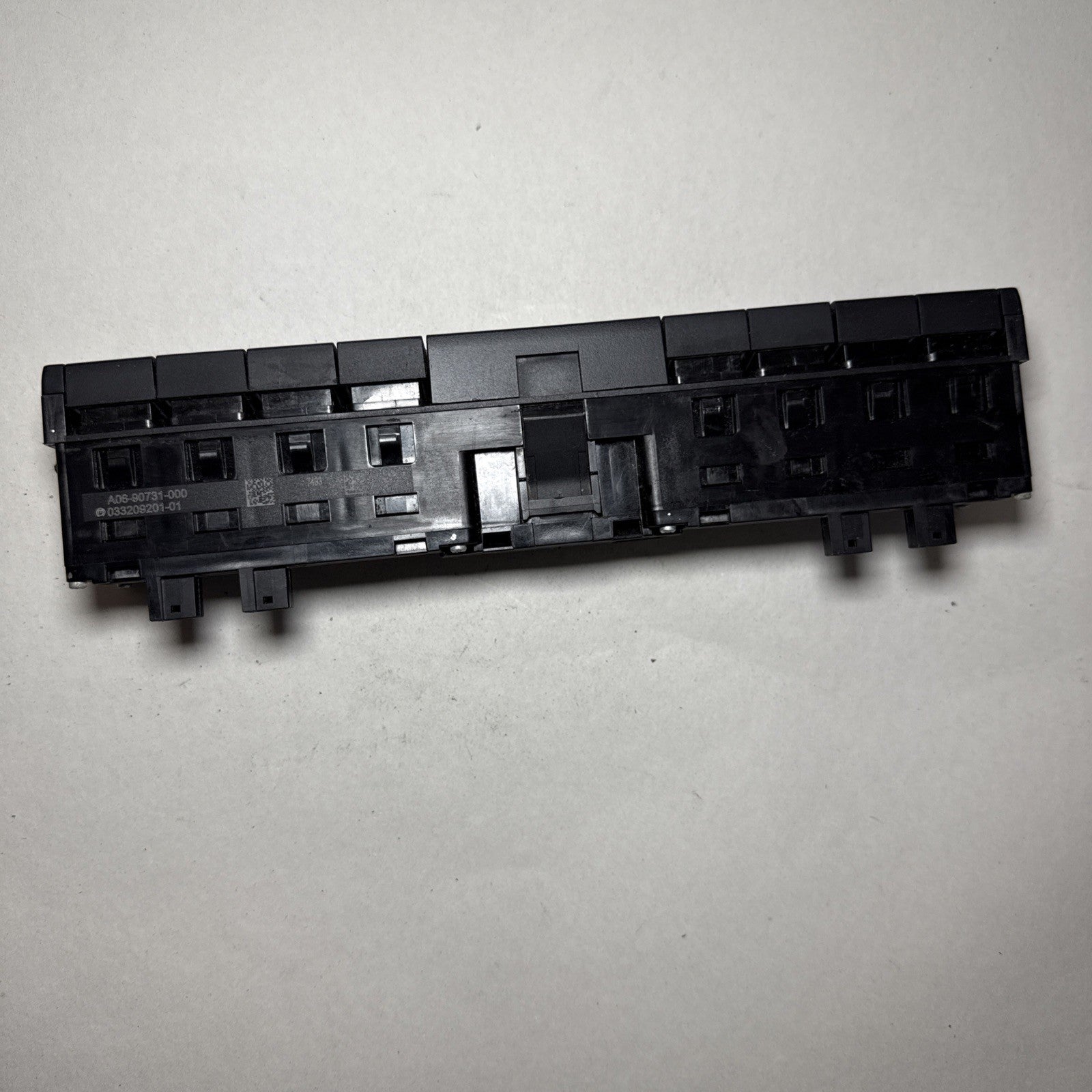 Freightliner Cascadia A06-90731-000 Primary Switch Module