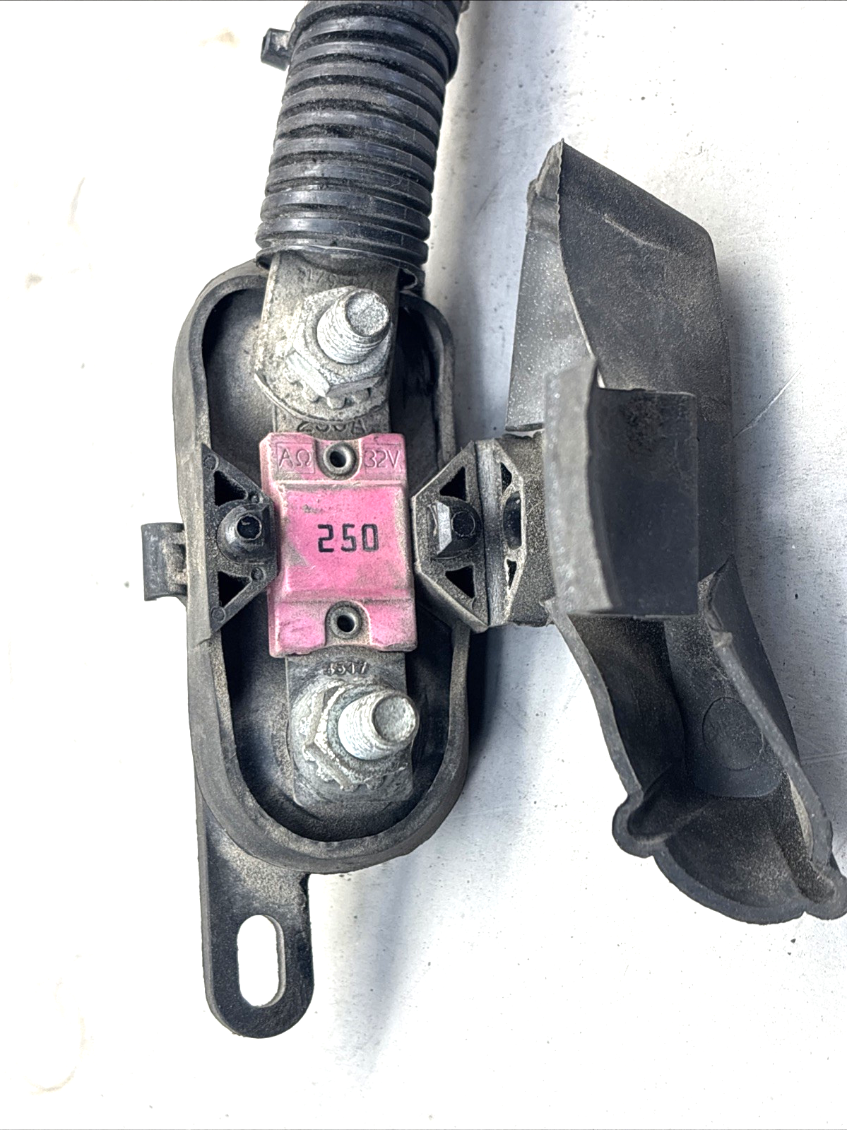 Freightliner Cascadia Positive Battery Cable OEM 5D55158G20 DEE