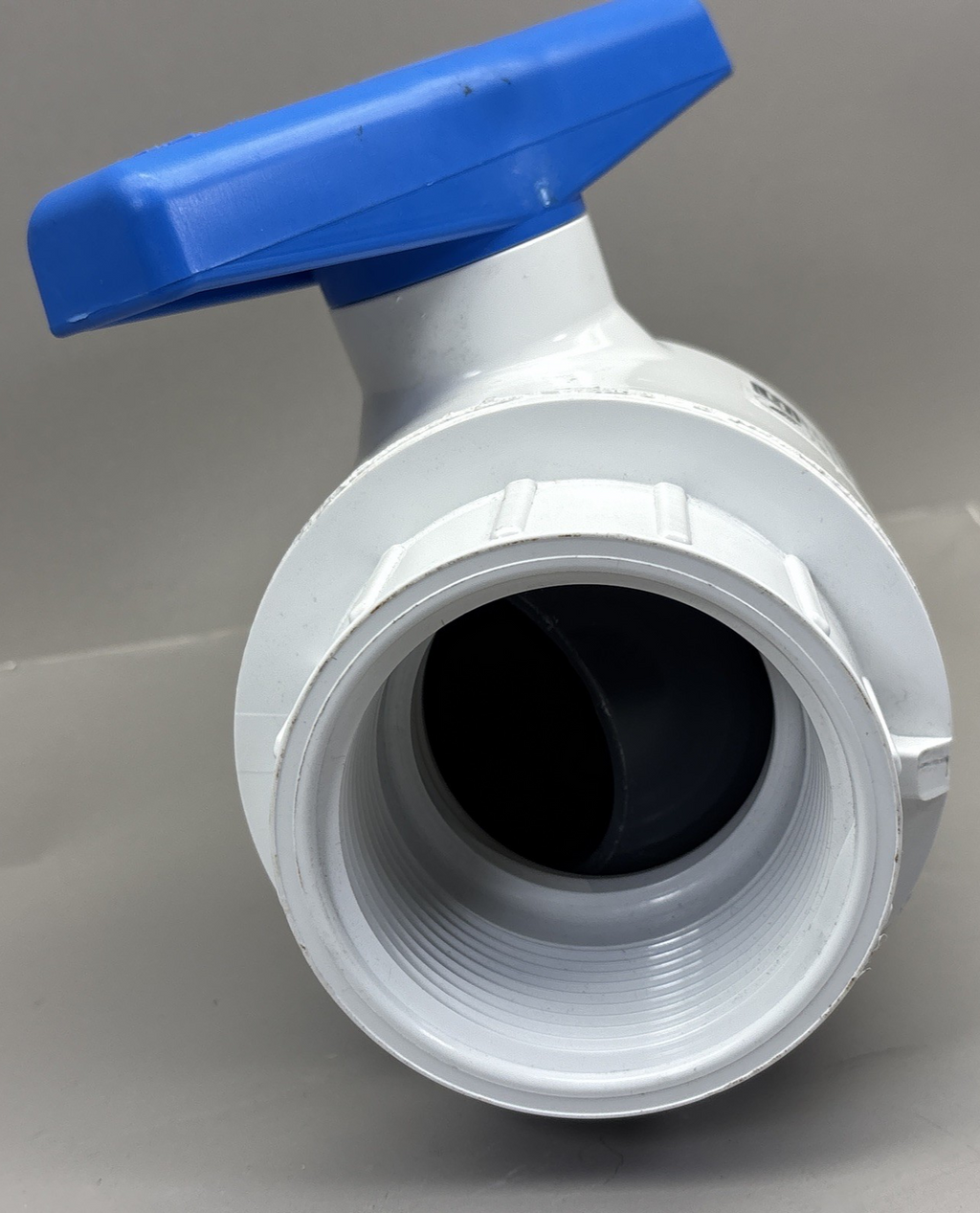 Spears 2621-025 2-1/2 IPS PVC Utility Ball Valve THD EPDM White 150 PSI 73F