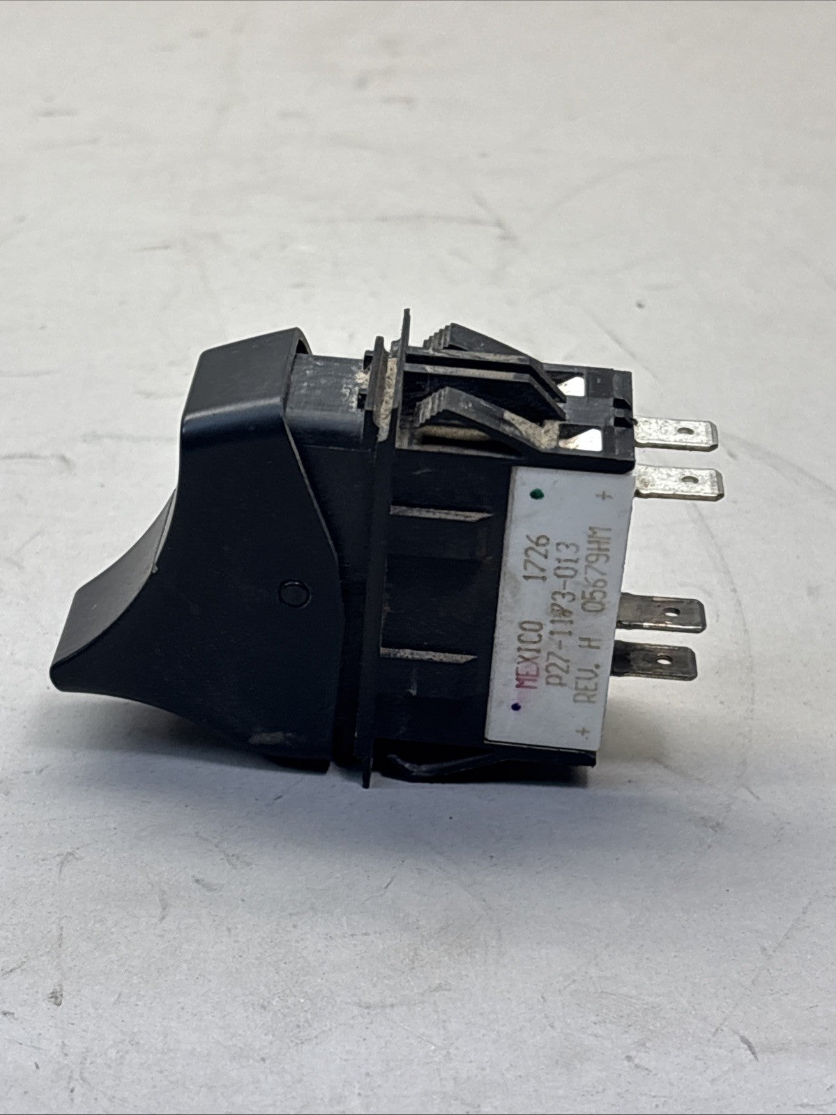 KENWORTH T680 PACCAR DASH PRE TRIP LIGHT CONTROL SWITCH P27-1173-013