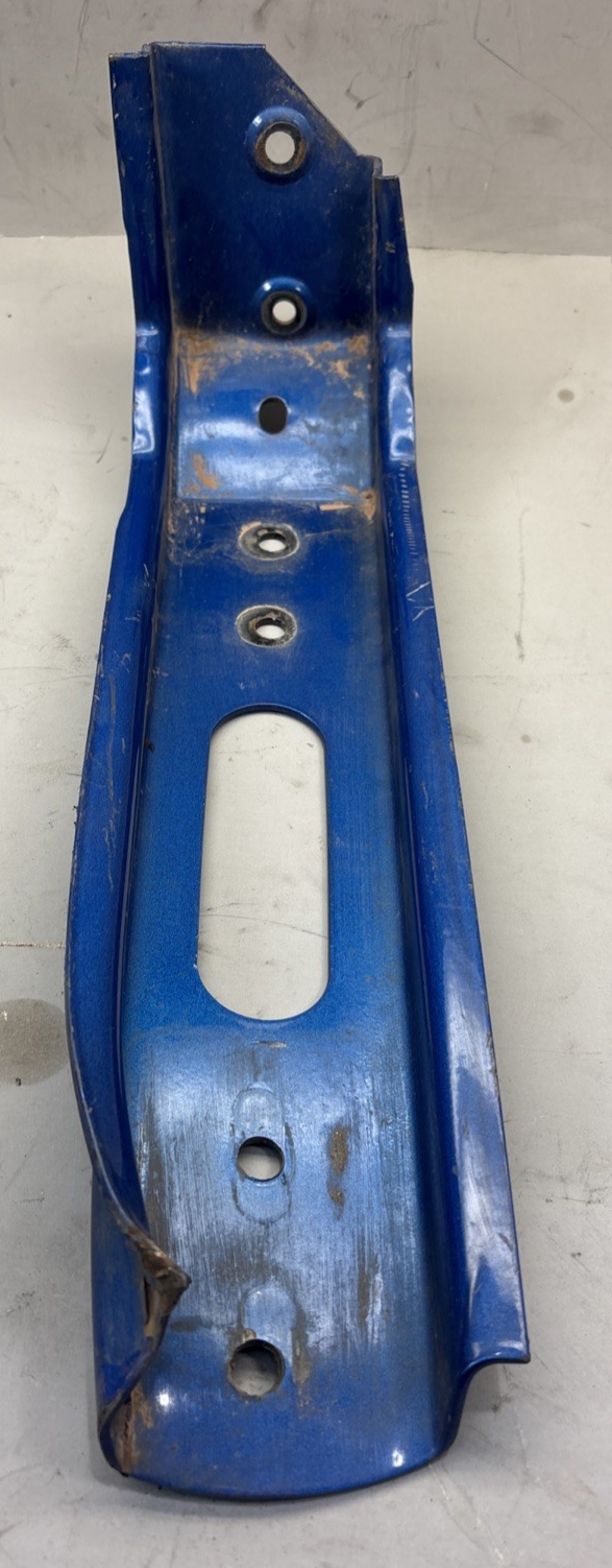 Fairing Bracket  Passenger Right Side Lower Hand 8079729 for Volvo VNL 2018-2023