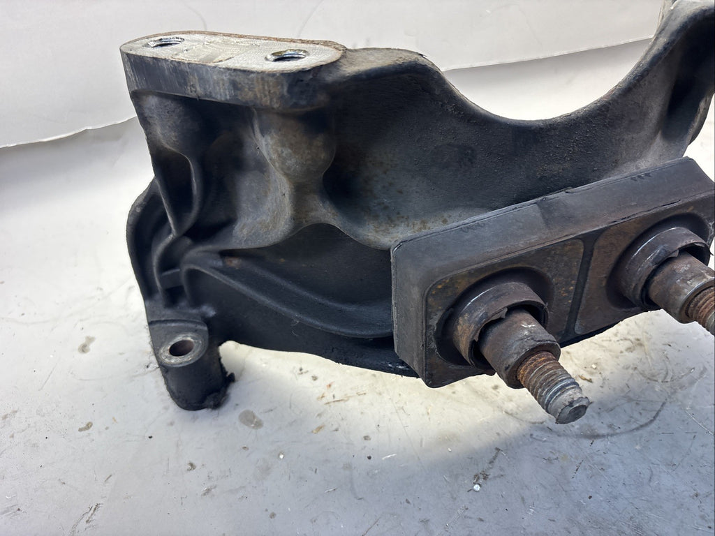 Detroit DD15 Engine Mount - Used | P/N A4722232104