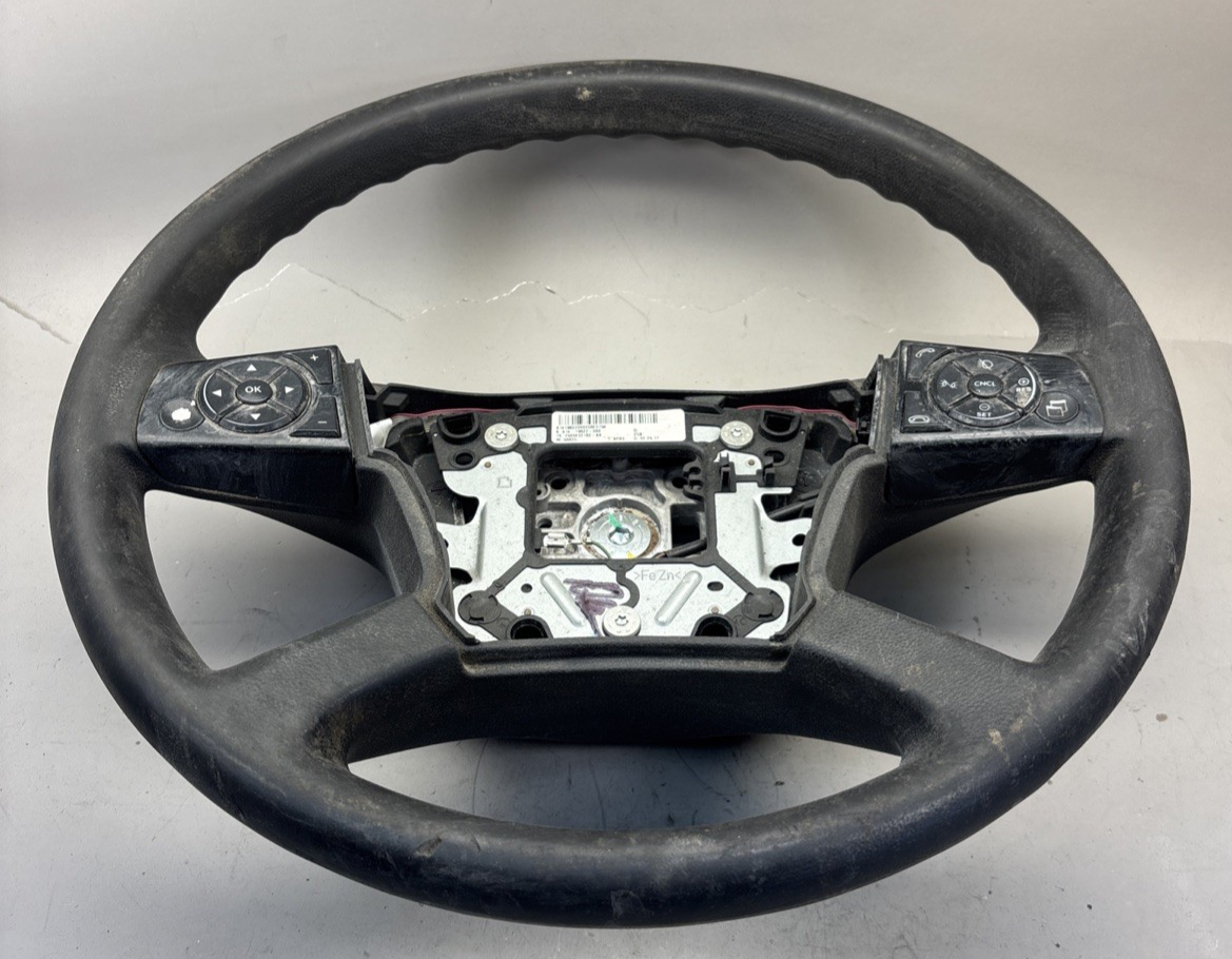 FREIGHTLINER CASCADIA STEERING WHEEL BLACK RUBBER