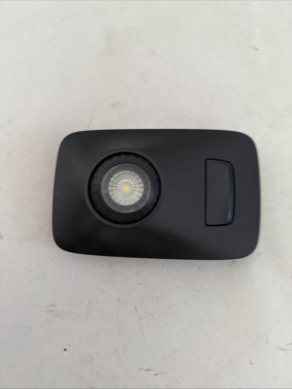 2018-2024 FREIGHTLINER CASCADIA DOME READING LIGHT LED LAMP A22-73818-001 OEM