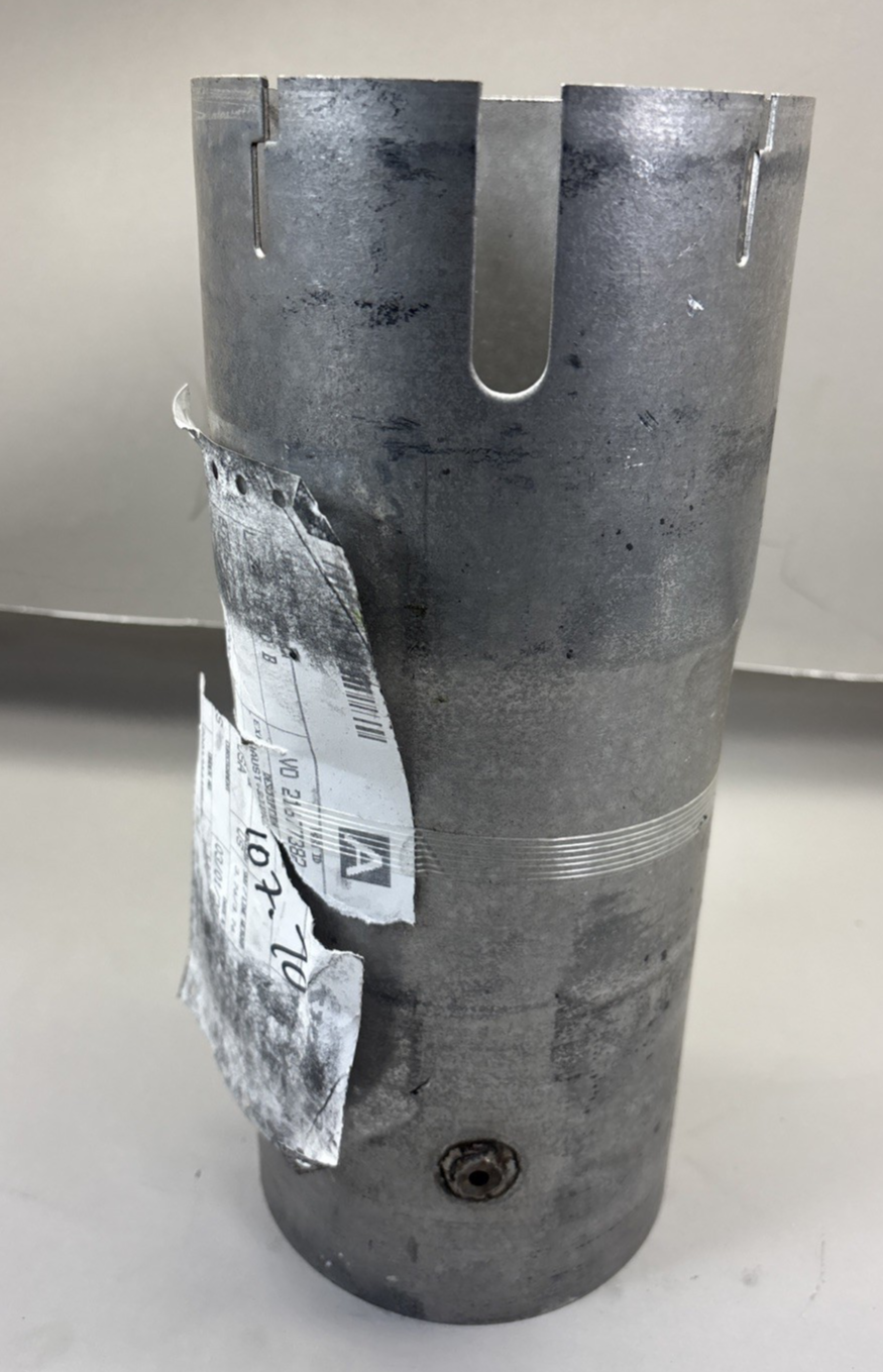21677382 Exhaust Pipe for Volvo