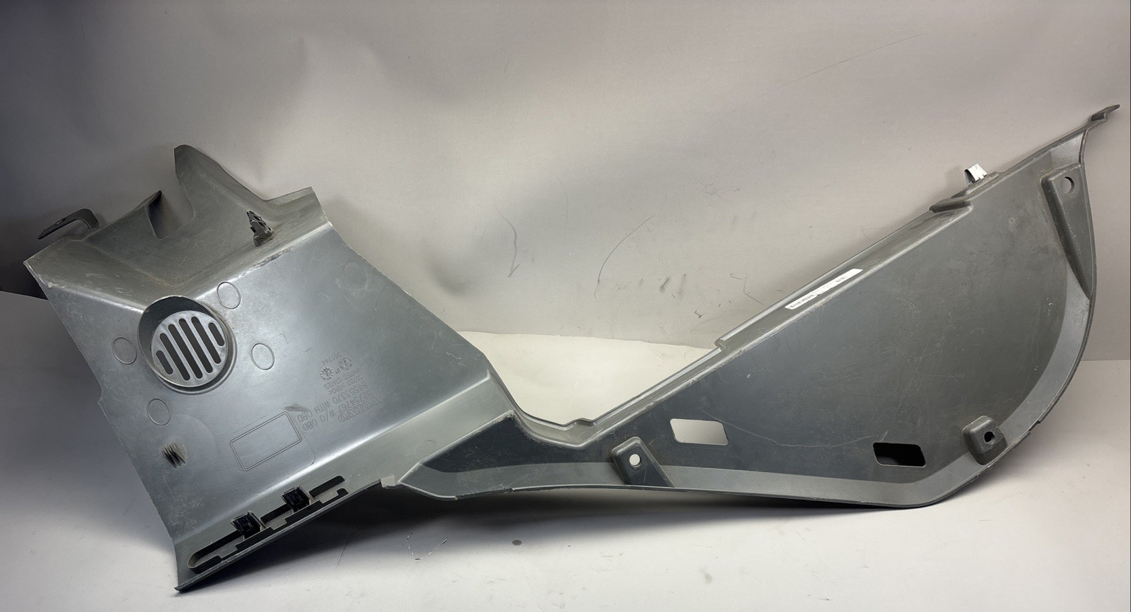 2019-2023 VOLVO VNL 760 D13 FRONT LEFT DASH DASHBOARD COVER TRIM 82754767 OEM