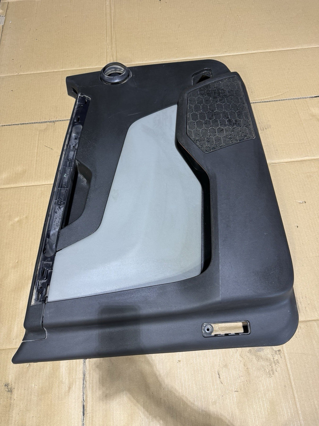 84746746 Door Panel for Volvo