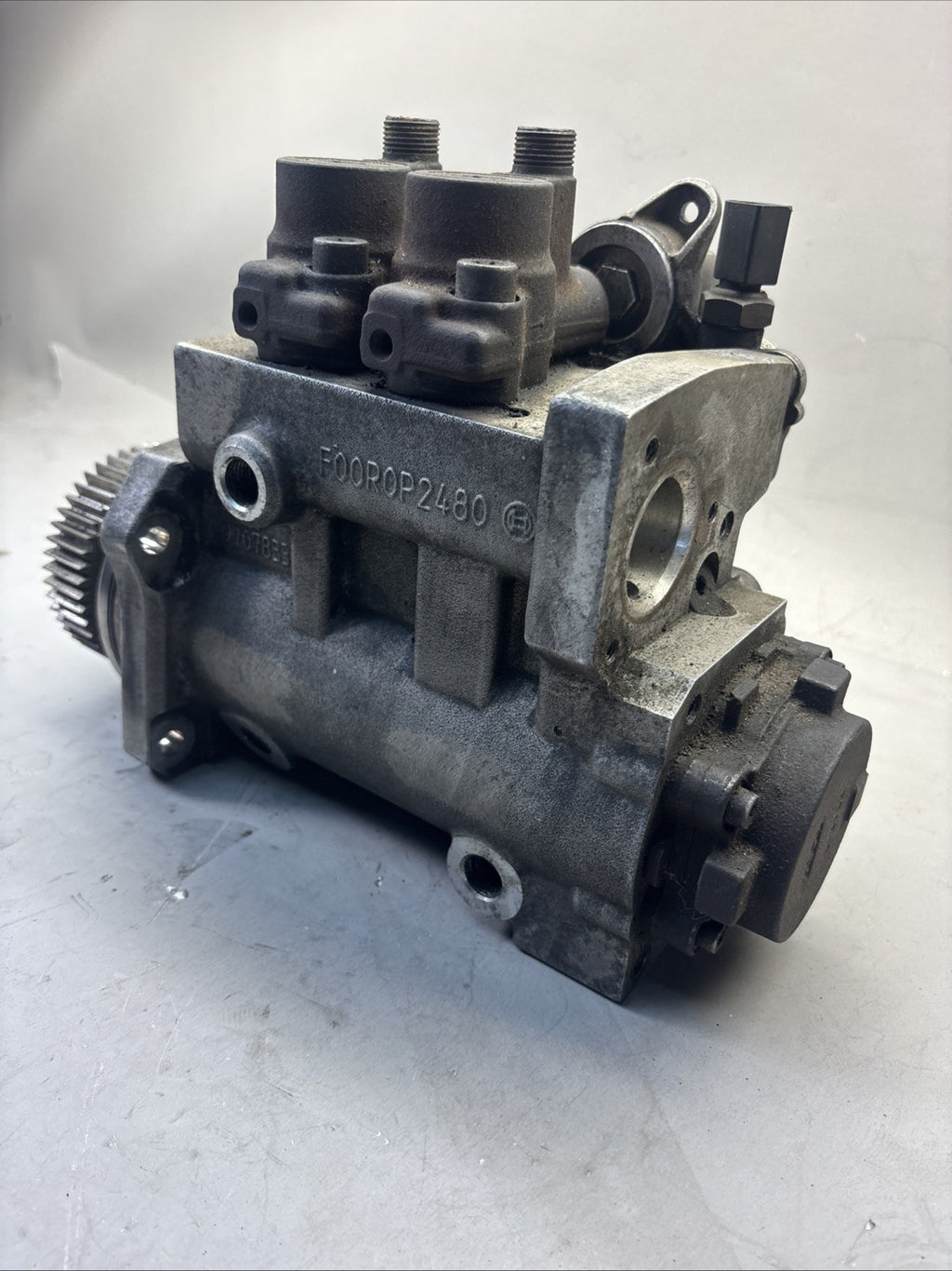 Bosch Diesel Fuel Injector Pump (0445 020 238) OEM 97078331