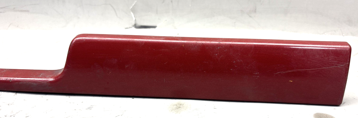 KENWORTH T22-1047 COVER-SLEEPER CENTER FUEL 