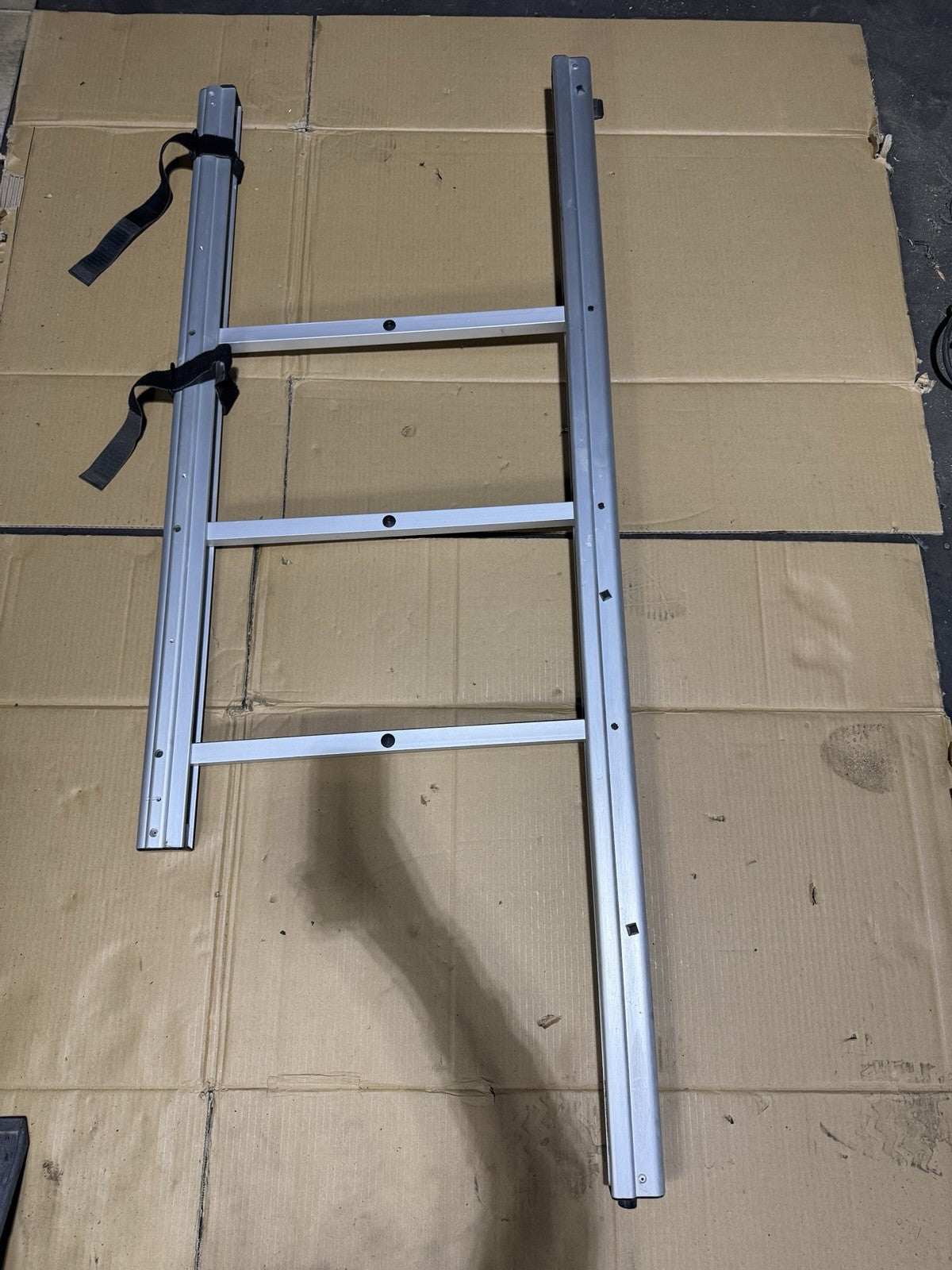 2018-2024 VOLVO VNL 860 REAR SECOND ROW BUNK BED SLEEPER LADDER